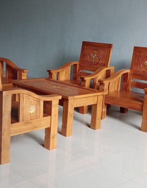 Bộ Bàn Ghế Gỗ Tự Nhiên Chạm Hoa Văn